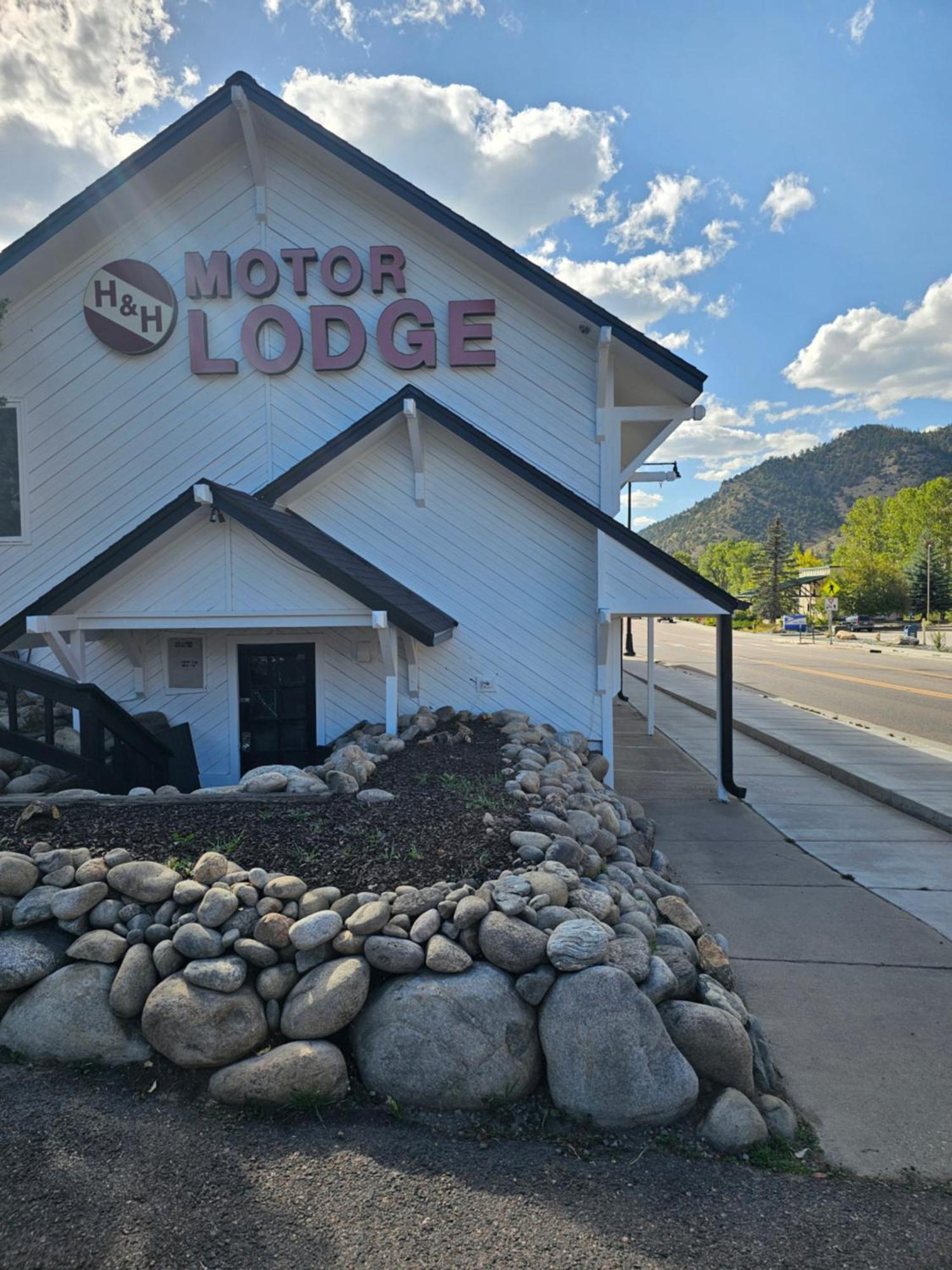 H&H Motor Lodge Айдахо Спрингс Екстериор снимка