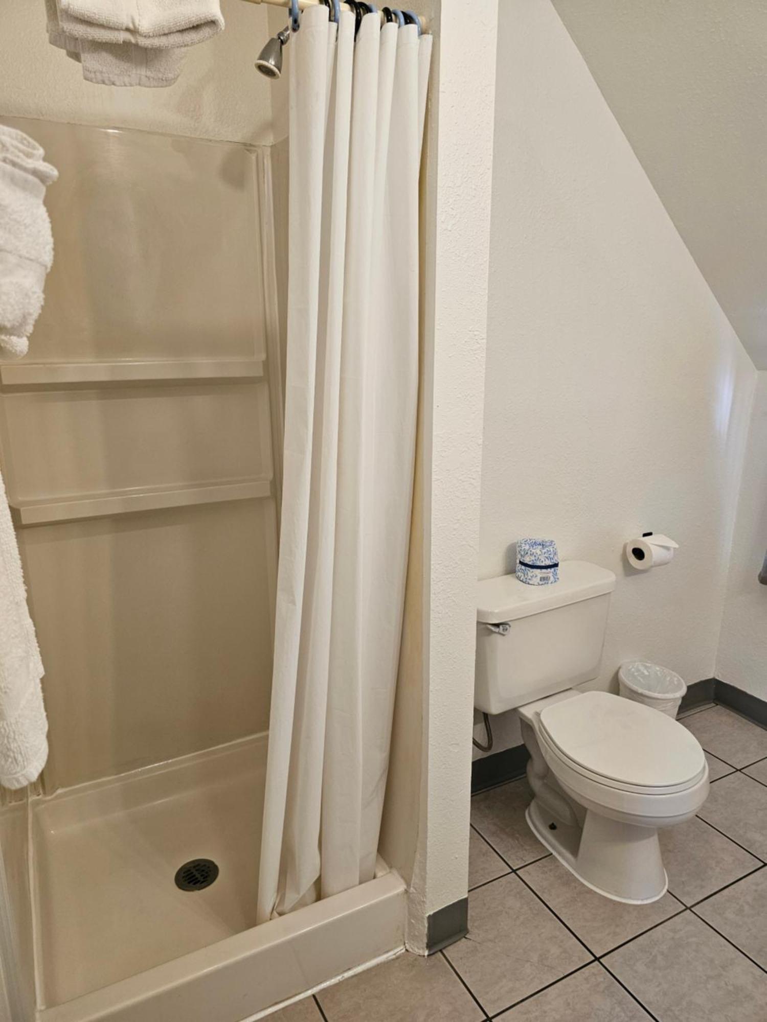 H&H Motor Lodge Айдахо Спрингс Екстериор снимка